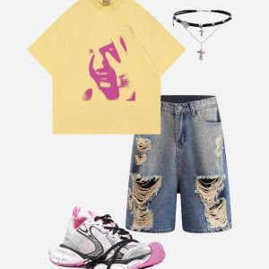 Abstract Face Print Tee - Y2K Aesthetic Graphic Top for Trendy Coquette Style Outfits