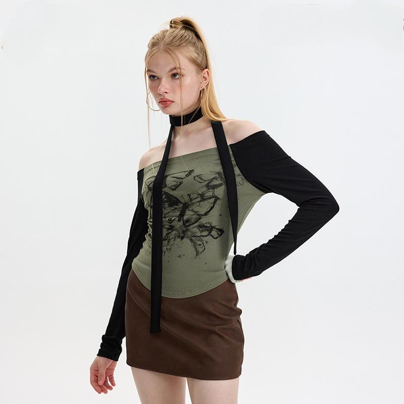 Avant-Garde Tie Accent Y2K Aesthetic Women's Shirt for Trendy Outfits