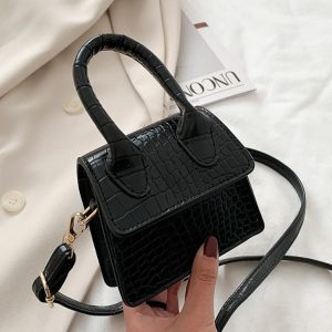 Chic Flap Solid Textured Bag for Y2K Fashion Lovers and Coquette Aesthetic Enthusiasts