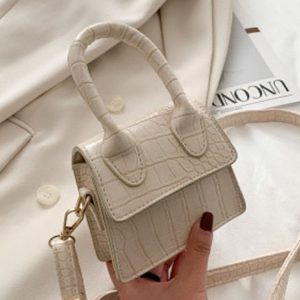 Chic Flap Solid Textured Bag for Y2K Fashion Lovers and Coquette Aesthetic Enthusiasts