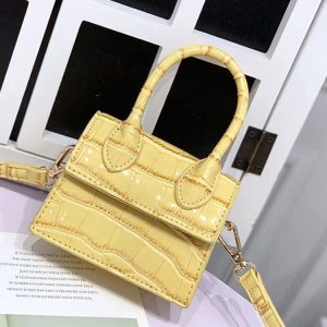 Chic Flap Solid Textured Bag for Y2K Fashion Lovers and Coquette Aesthetic Enthusiasts