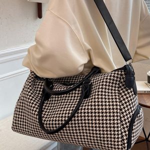 Chic Houndstooth Pattern Duffel Bag for Y2K Fashion Lovers and Coquette Aesthetic Enthusiasts