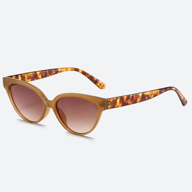 Chic Y2K Cat Eye Sunglasses for a Retro Aesthetic Look and Stylish Vibes