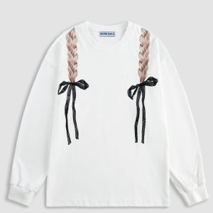 Cute Bow Print Y2K Sweatshirt - Comfy Aesthetic Top for Coquette and Grunge Styles