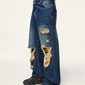 Retro Y2K Oversized Ripped Jeans for a Grunge Aesthetic Look