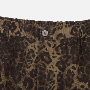 Trendy Big Pocket Leopard Print Cargo Shorts for Y2K Fashion Lovers