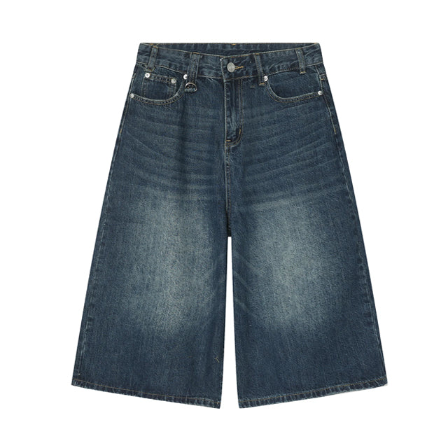 Trendy Y2K Baggy Denim Shorts for a Chic Grunge Aesthetic Look