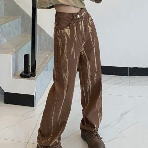 Trendy Y2K Brown Jeans for a Chic Grunge Aesthetic Look