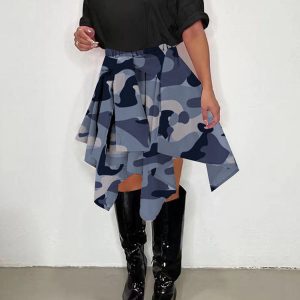 Trendy Y2K Camouflage Cargo Skirt for Grunge Aesthetic and Coquette Style Outfits