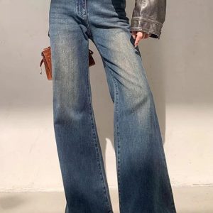 Vintage Blue Wash Y2K Flare Boyfriend Jeans for a Retro Aesthetic Look