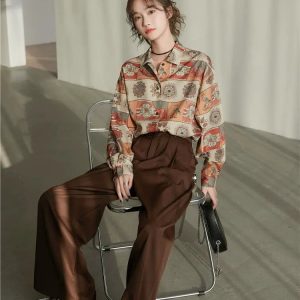 Vintage Figured Grandmacore Aesthetic Shirt - Y2K Inspired Cozy Fashion Top