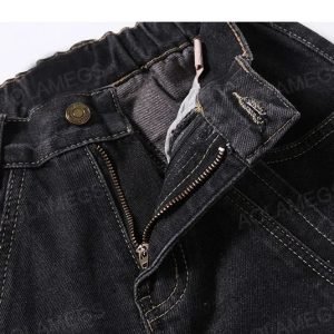 Vintage High-Waisted Loose Fit Jeans for Y2K Aesthetic and Grunge Style Outfits