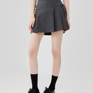 Y2K Aesthetic Grey Mini Skirt - Cute Cargo Skirt for Coquette and Grunge Styles