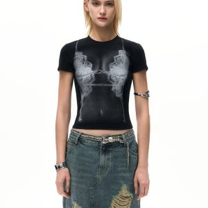 Y2K Aesthetic Women's Cute Crop Top T-Shirt for Trendy Outfits and Stylish Looks