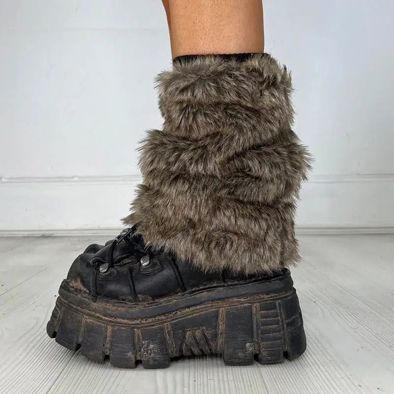 Y2K Grunge Faux Fur Leg Warmers for Cozy Aesthetic Outfits and Retro Vibes