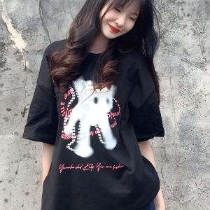 Y2K Shaking Cat Tee: Cute Graphic Top for Coquette and Grunge Aesthetic Lovers