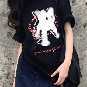 Y2K Shaking Cat Tee: Cute Graphic Top for Coquette and Grunge Aesthetic Lovers