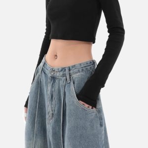 Y2K Skater Pleated Baggy Jeans for a Trendy Grunge Aesthetic Look