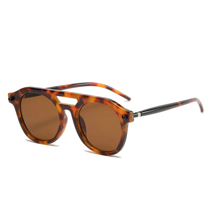 Y2K Vintage Oval Sunglasses for Retro Aesthetic Looks and Stylish Outfits