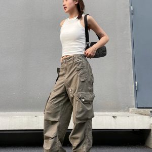 Y2K Women's Cargo Pants: Trendy Grunge Aesthetic with Vintage Vibes and Functional Style